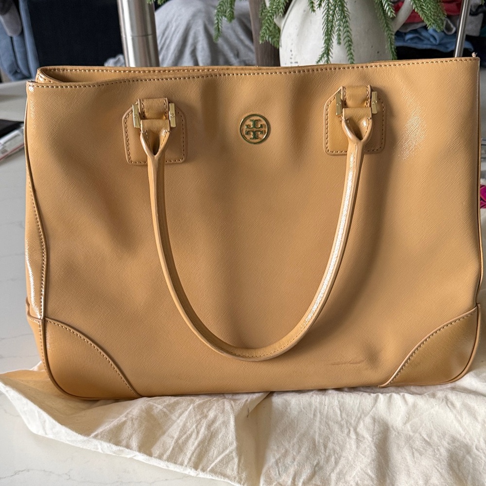 Tory Burch Butter Leather Tote